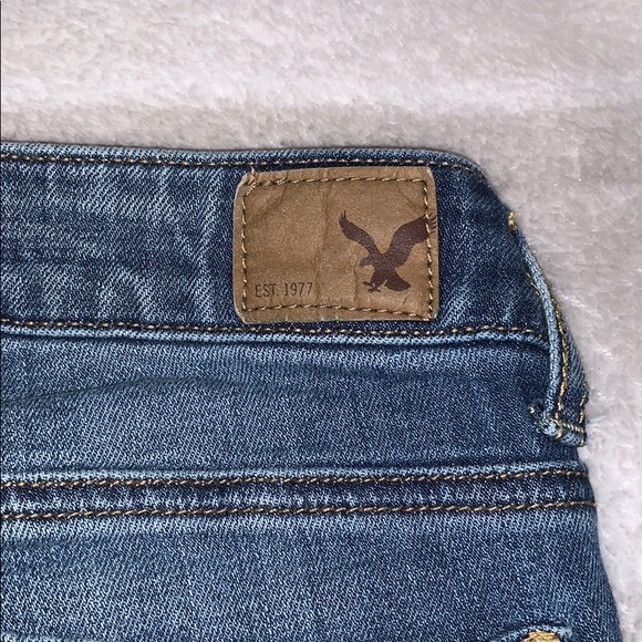 American Eagle Medium Wash Skinny Stretch Jeans - Picture 8 of 8
